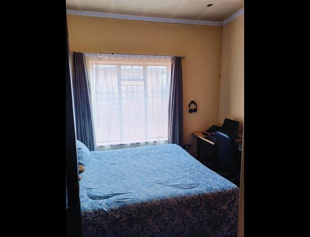 6 BEDROOM HOUSE FOR SALE IN NEW MODDER